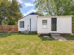 217  Ridgeway Avenue , Azle Texas 76020