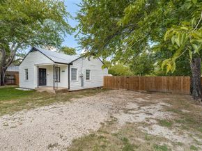 217  Ridgeway Avenue , Azle Texas 76020