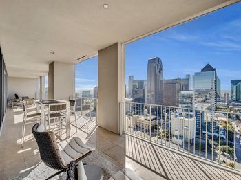 1717  Arts Plaza 