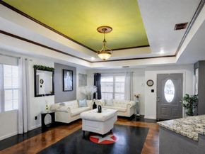 2900  Fitzhugh Avenue , Fort Worth Texas 76105