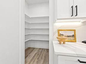 2001  Hearne Avenue  101, Dallas Texas 75208