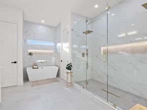 2001  Hearne Avenue  101, Dallas Texas 75208