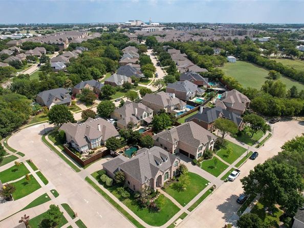 2533  Mosswood Drive , Carrollton Texas 75010