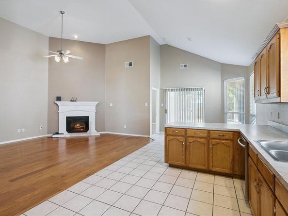845  Poncho Lane , Fort Worth Texas 76052