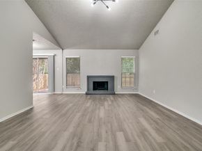 6815  Umphress Road , Dallas Texas 75217