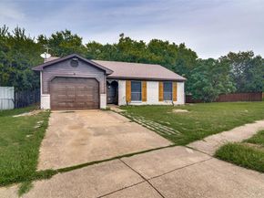 6815  Umphress Road , Dallas Texas 75217