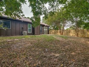 6815  Umphress Road , Dallas Texas 75217