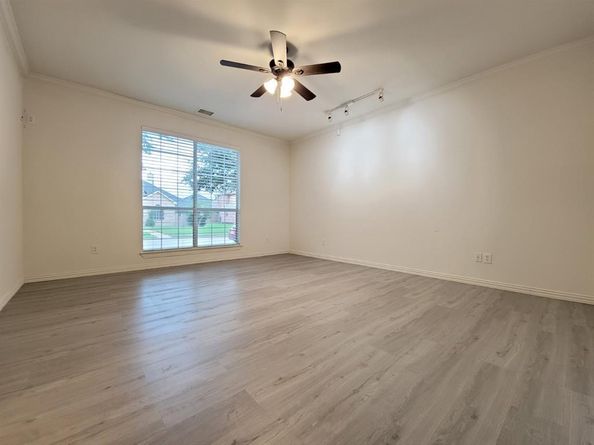 7513  Kallan Drive , Rowlett Texas 75089