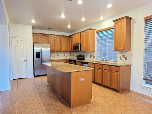 7513  Kallan Drive , Rowlett Texas 75089