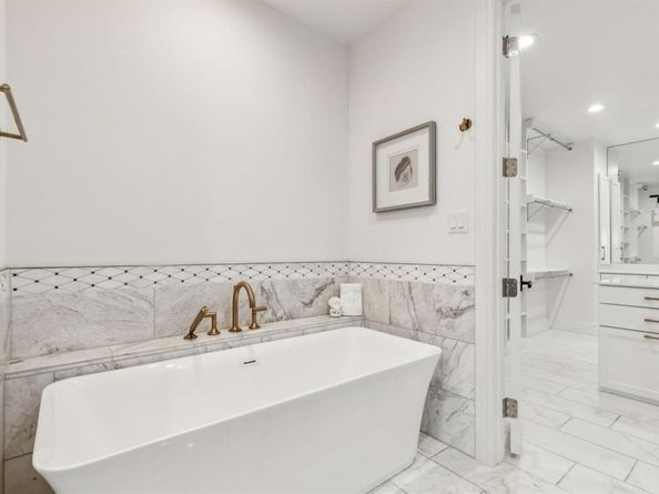 28  Comillas Drive , Westlake Texas 76262