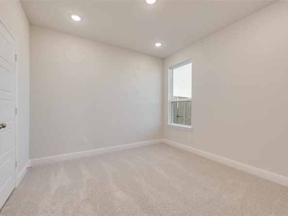 857  Blue Fescue Road , Fort Worth Texas 76247