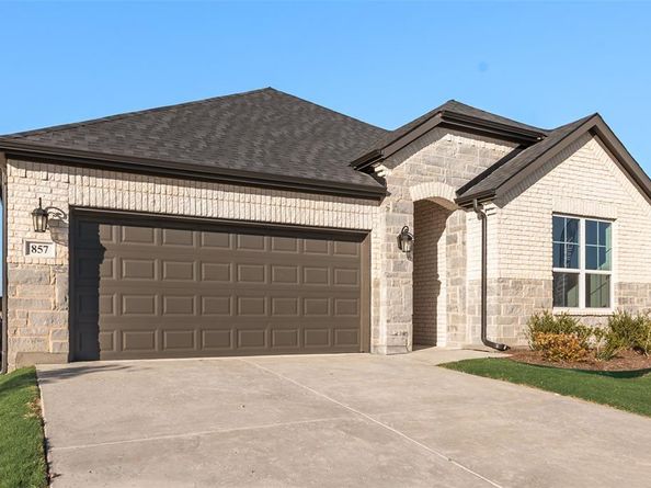857  Blue Fescue Road , Fort Worth Texas 76247