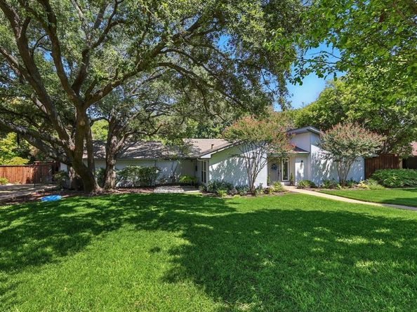 20  Legend Road , Benbrook Texas 76132