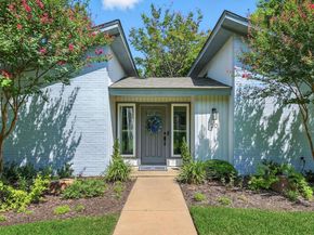 20  Legend Road , Benbrook Texas 76132