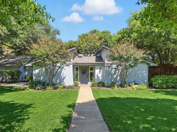 20  Legend Road , Benbrook Texas 76132