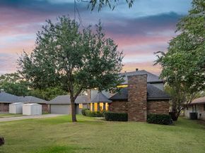 2901  Warren Circle , Irving Texas 75062
