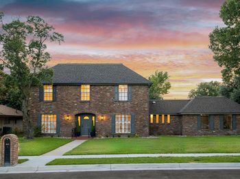 2901  Warren Circle 