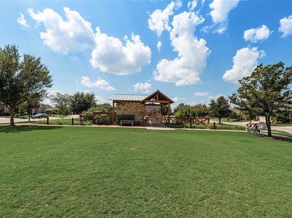 521  Smokebrush Street , Celina Texas 75009