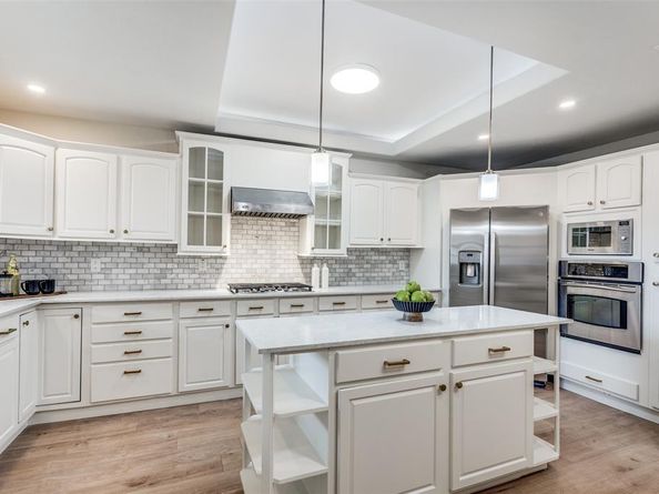 3895  Cortez Drive , Dallas Texas 75220