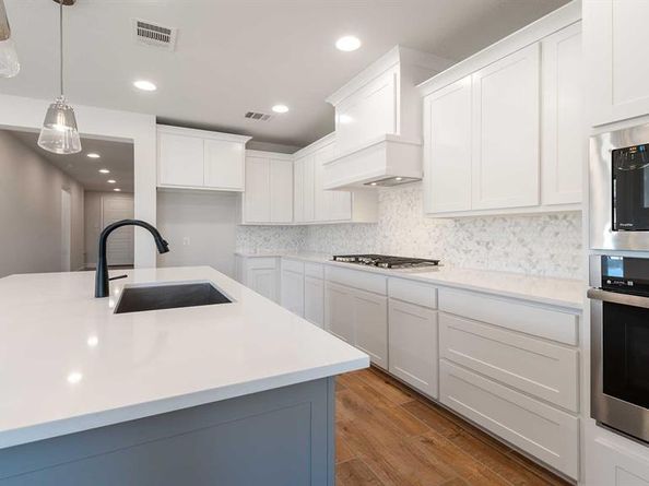 533  Banks Street , Celina Texas 75009