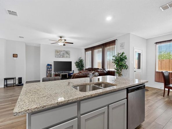 444  Ranchito Pass , Fort Worth Texas 76052