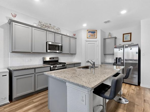 444  Ranchito Pass , Fort Worth Texas 76052