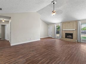 6211  Minuteman Lane , Arlington Texas 76002