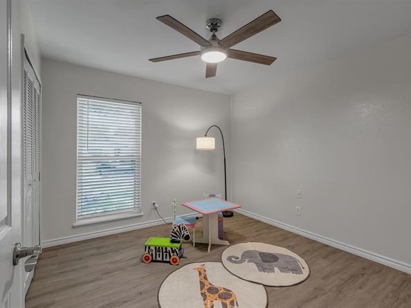 6217  Alta Oaks Drive , Garland Texas 75043