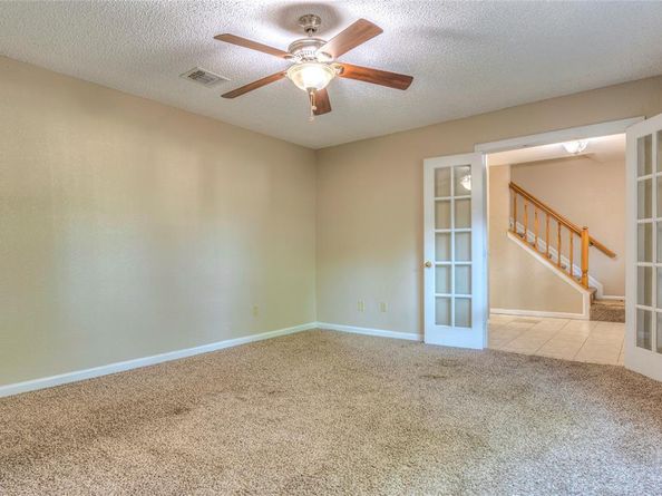 610  Valley Mills Drive , Arlington Texas 76018