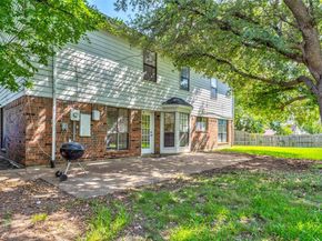 610  Valley Mills Drive , Arlington Texas 76018