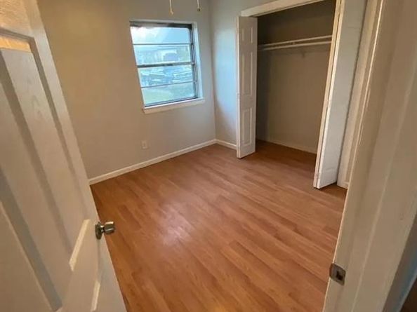 4263  Mehalia Drive , Dallas Texas 75241