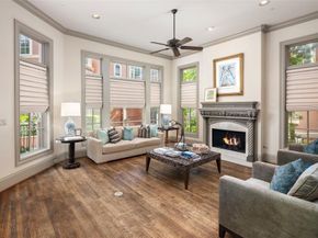 2825  Hood Street , Dallas Texas 75219