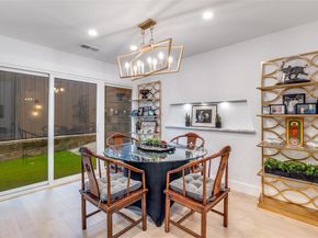 947  Easton Place , Dallas Texas 75218