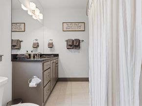 2965  Eric Lane , Farmers Branch Texas 75234