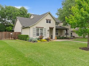 2965  Eric Lane , Farmers Branch Texas 75234