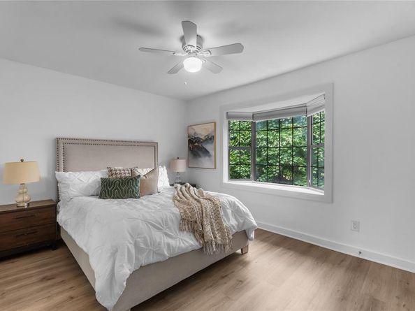 2807  Throckmorton Street  103, Dallas Texas 75219