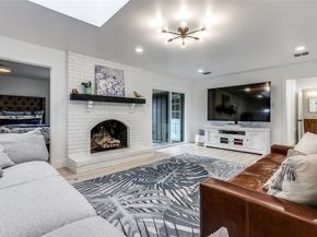 7637  La Risa Drive , Dallas Texas 75248