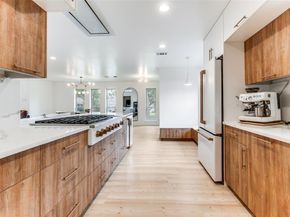 7637  La Risa Drive , Dallas Texas 75248