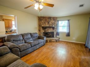 1805  Bardfield Avenue , Garland Texas 75041