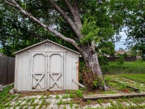 1805  Bardfield Avenue , Garland Texas 75041