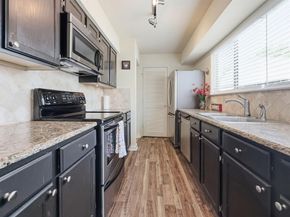 4402  Holland Avenue  202, Dallas Texas 75219