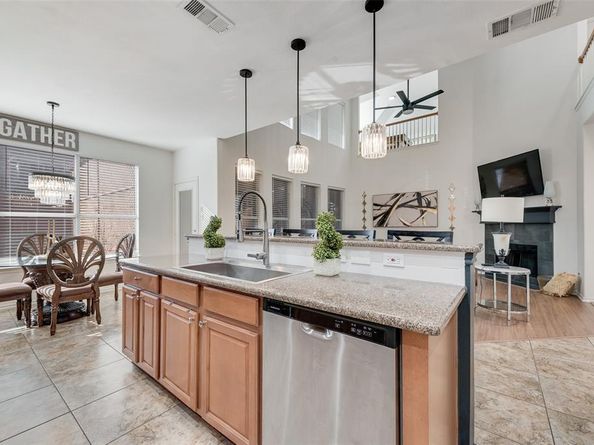 723  Creekstone Drive , Cedar Hill Texas 75104