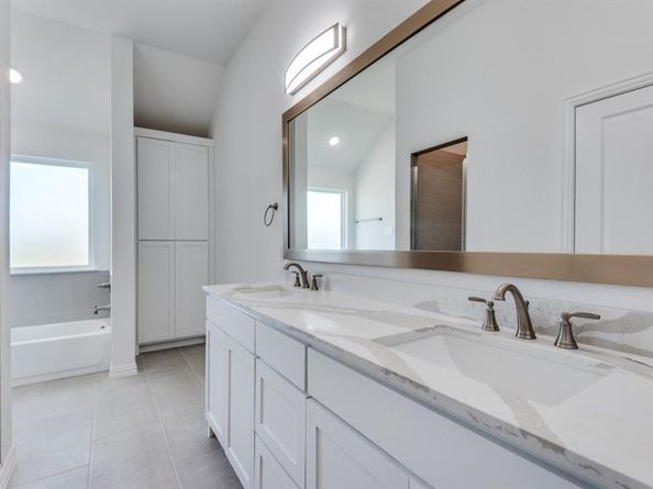 1524 N Carolina Avenue , Lancaster Texas 75134