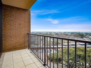 5200  Keller Springs Road  711, Dallas Texas 75248