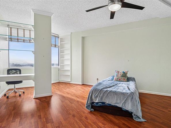 5200  Keller Springs Road  711, Dallas Texas 75248