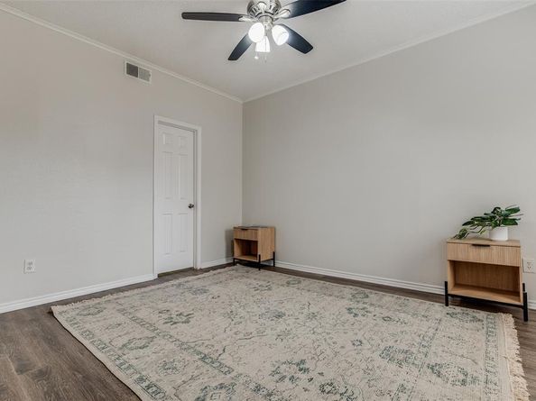 6003  Oram Street  107, Dallas Texas 75206