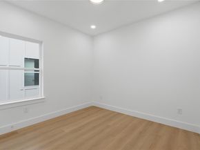 2510  Peabody Avenue , Dallas Texas 75215