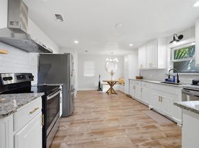 1915  Milam Street , Fort Worth Texas 76112