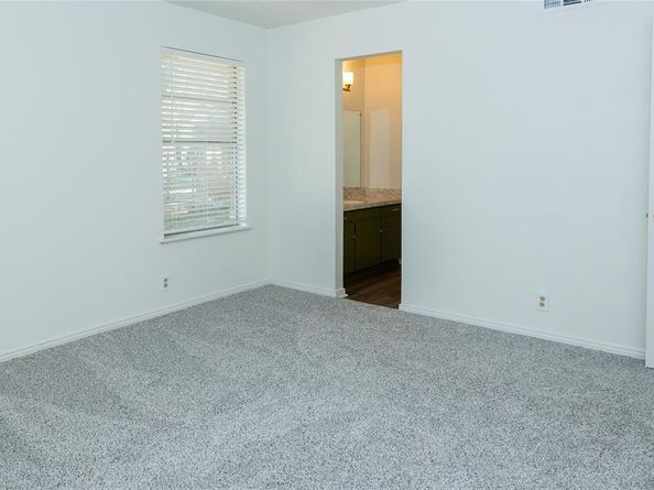 1860  Meadow Valley Lane , Dallas Texas 75232