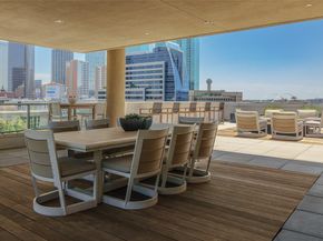 2025  Woodall Rodgers Freeway  52, Dallas Texas 75201